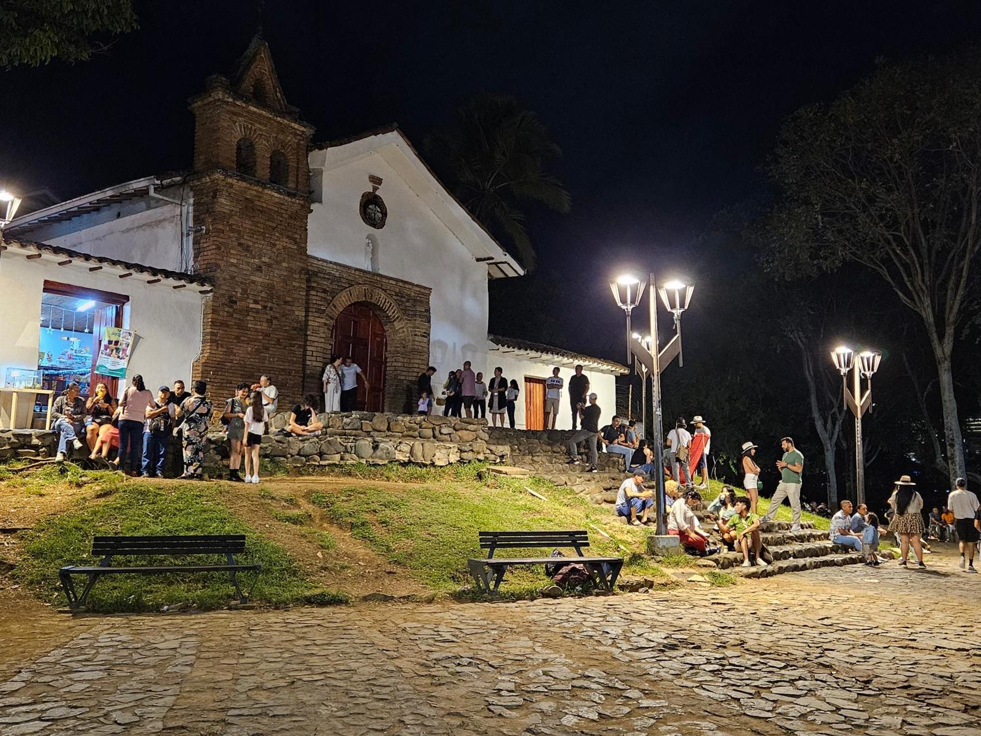 Отель Casa Alba Кали Экстерьер фото